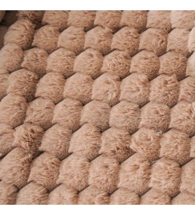 Luxury Jacquard Diamond Pattern Faux Fur Throw Blanket for sofa