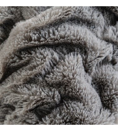 Luxury Gray Nordic Fox Rabbit Faux Fur Throw Blanket Soft Cuddle Hugs Fur Minky Lining